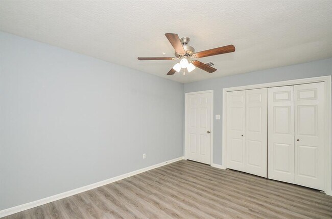 Building Photo - 7703 Quail Meadow Dr