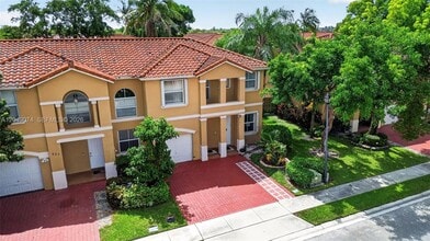 Building Photo - 913 NW 135th Ave