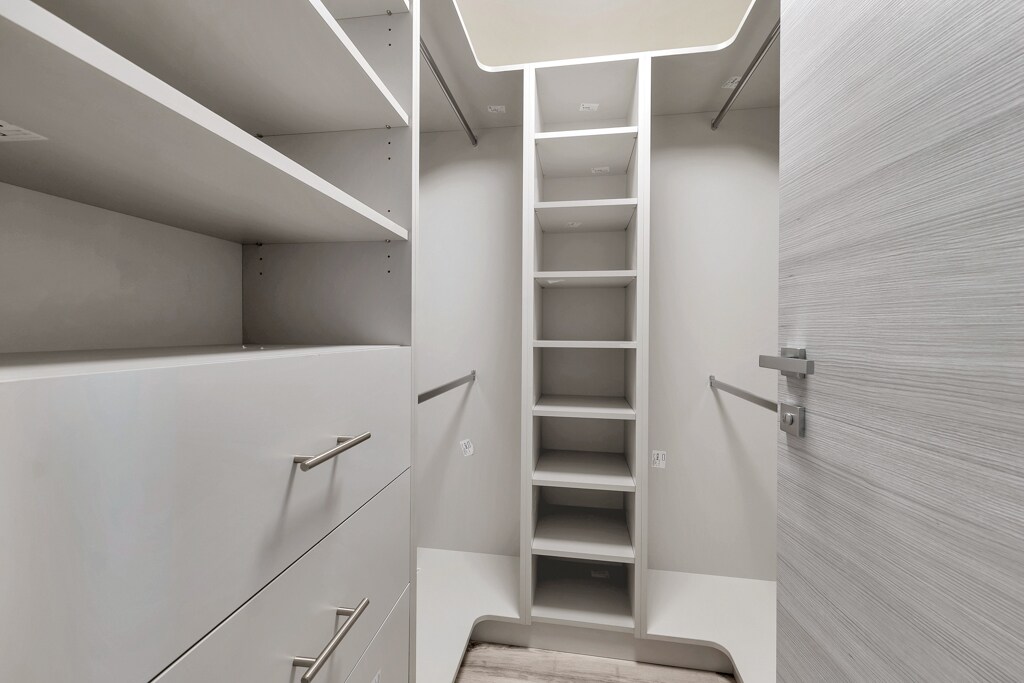 Building Photo - 19653 Valdez Dr