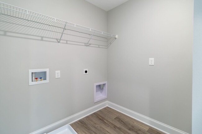 Building Photo - 4860 Ancient Glacier Ln
