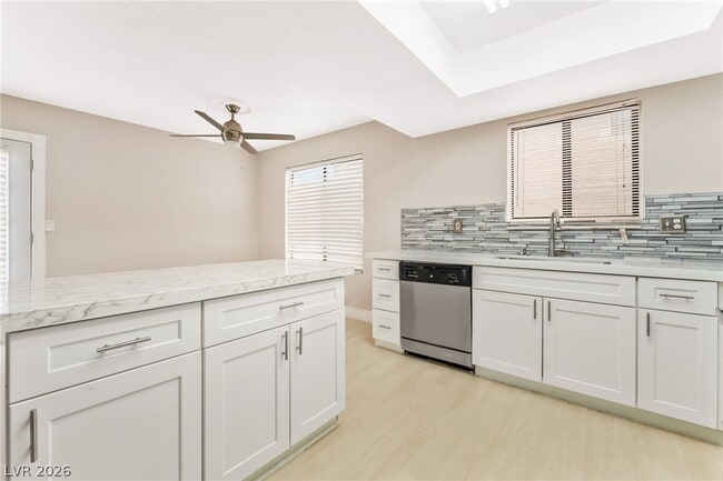 Building Photo - 5818 Cinnabar Ave