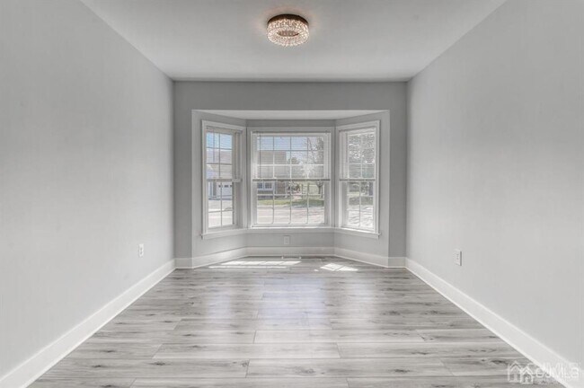 Building Photo - 137 Concordia Cir