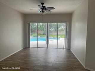 Building Photo - 3245 Helmsdale Ct