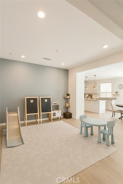 Building Photo - 26414 Valencia Wy