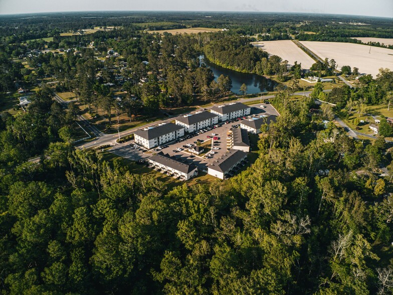 Primary Photo - Stone Ridge Luxury Apartments