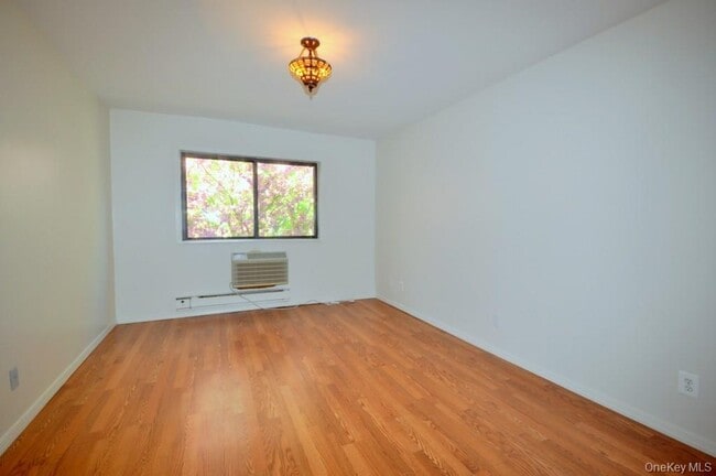 Building Photo - 119 Dehaven Dr