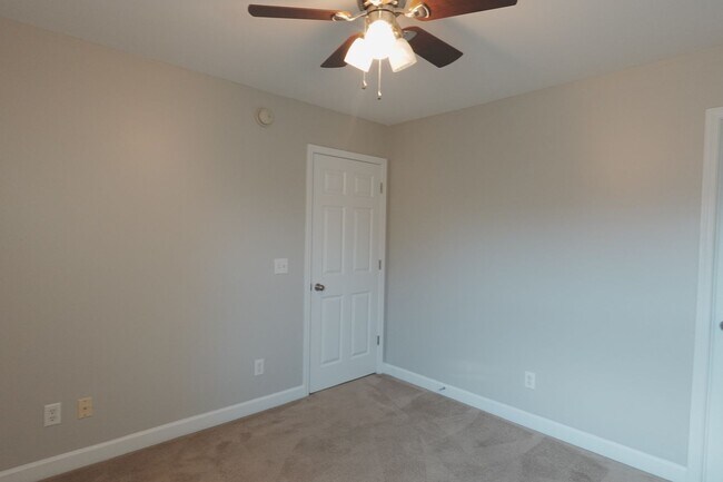 Building Photo - Coming Available!