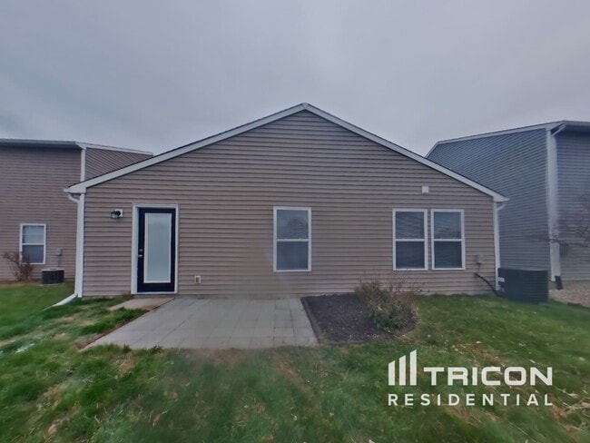 Building Photo - 1730 Elijah Blue Dr