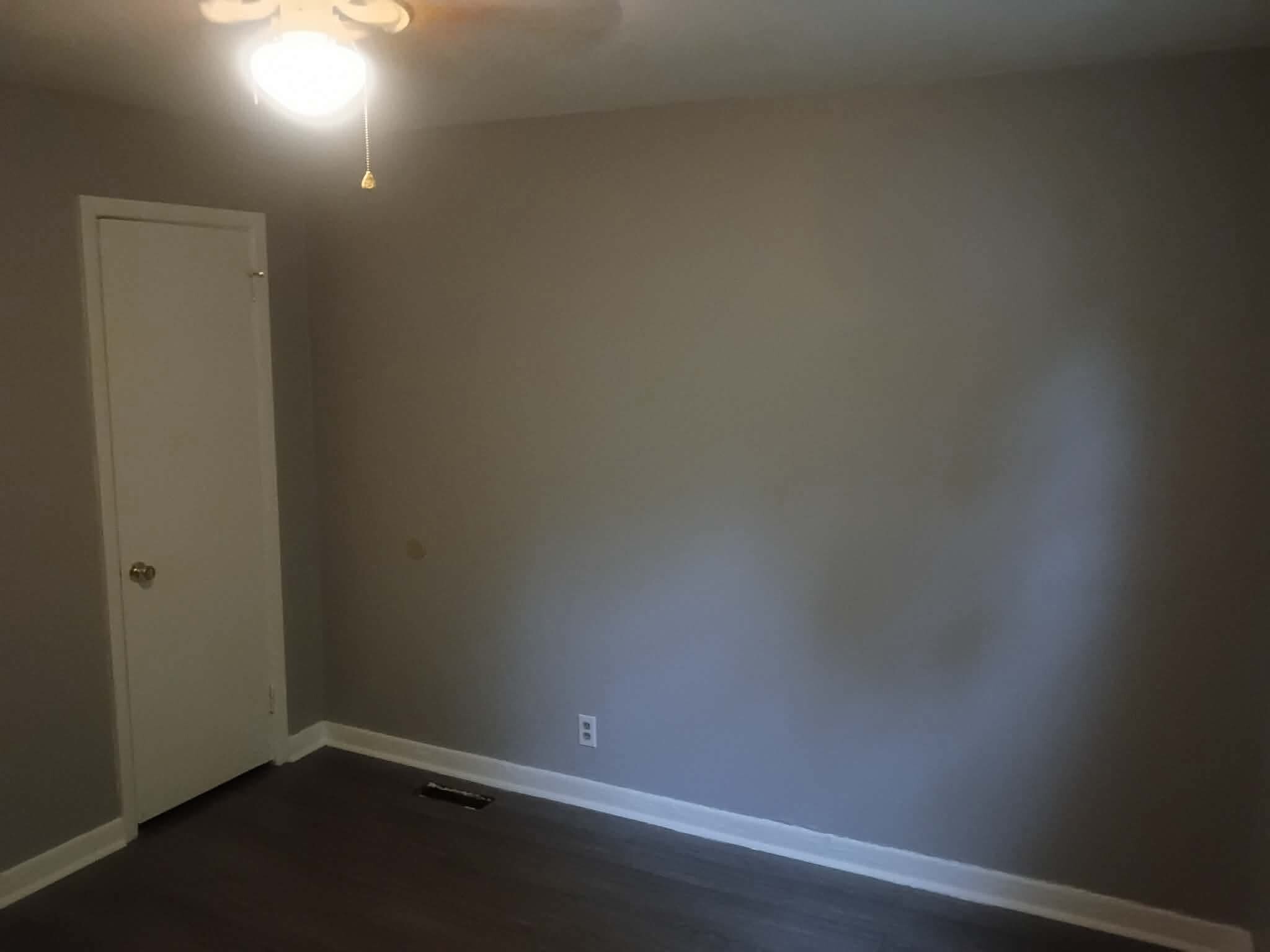 Building Photo - 5075 Scenic Dr