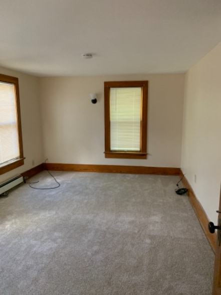 Building Photo - 2467 3rd St