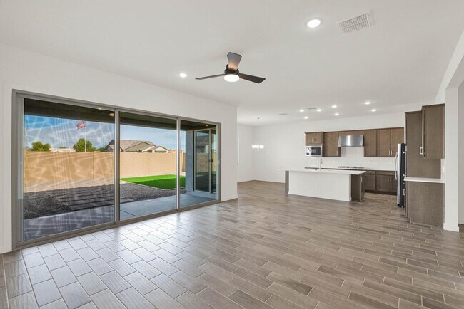 Building Photo - 3130 E Flintlock Dr