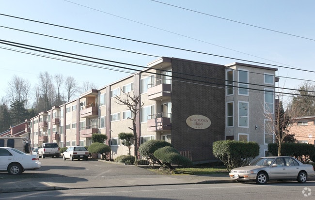 Primary Photo - Henderson Arms Apartments