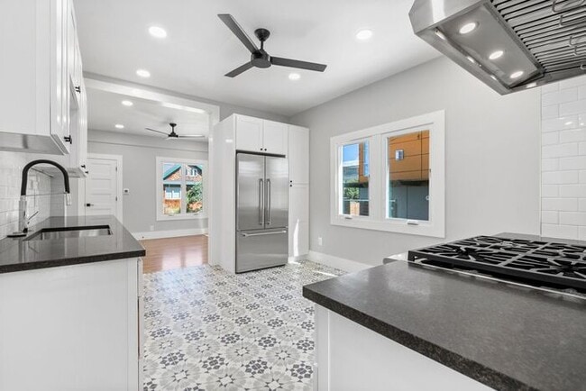Building Photo - Stunningly Remodeled 1905 Beauty w/ AIR CO...