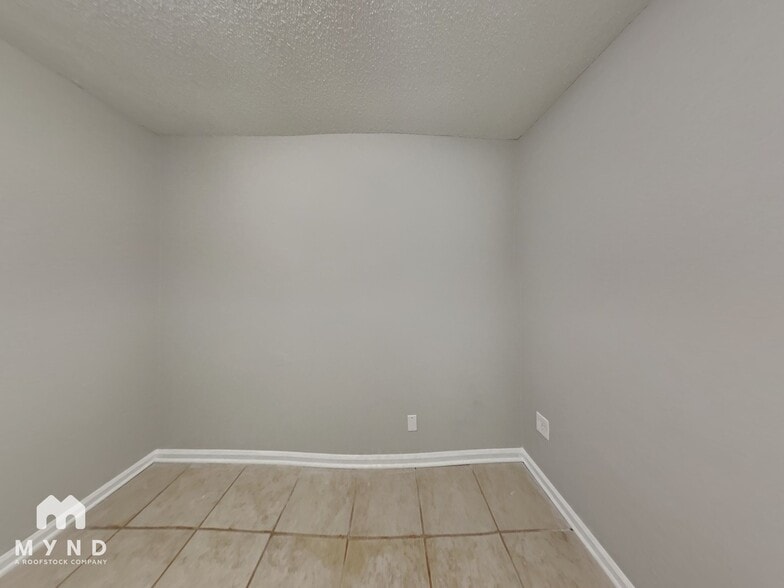 Building Photo - 4420 Double Tree St