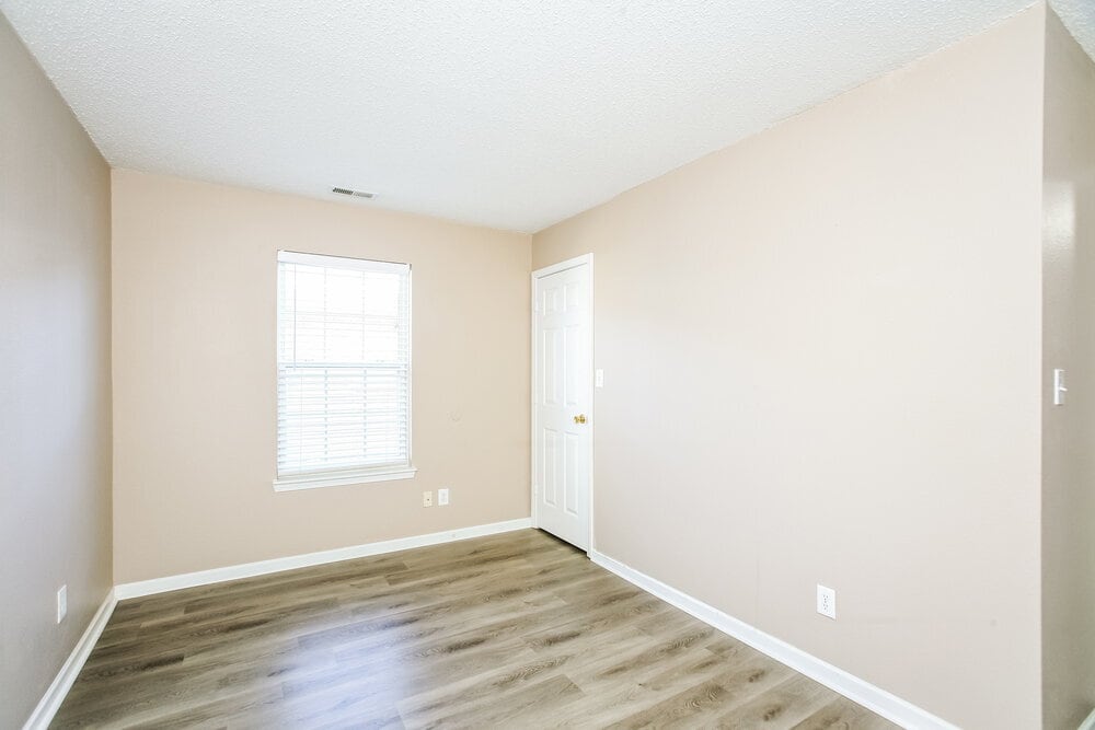 Building Photo - 5202 Sandy Forge Dr