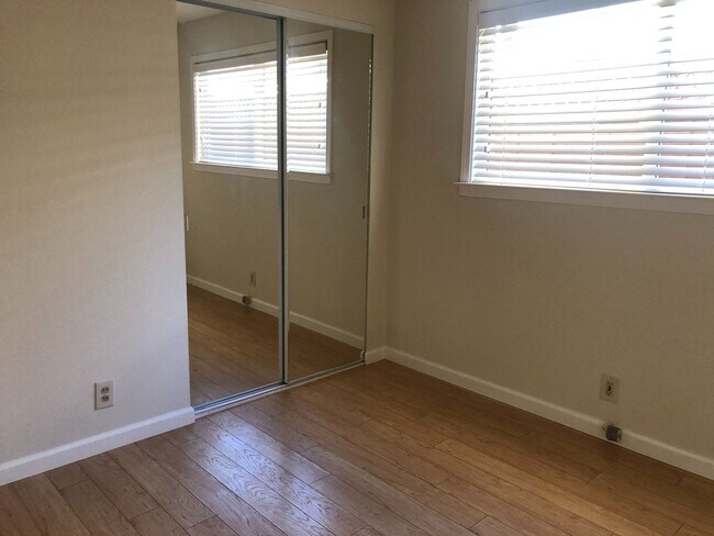 Building Photo - 4bd/2ba - Bedroom Home with a Lap Pool! Excellent Location - Coming Soon!