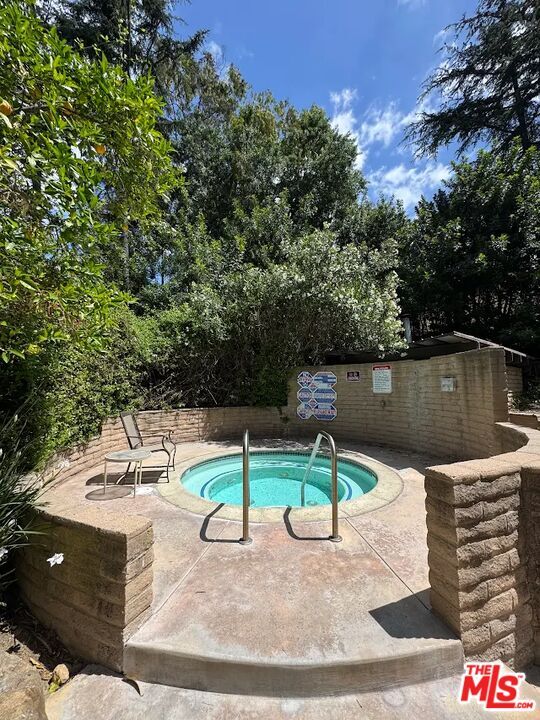 Building Photo - 3480 Barham Blvd