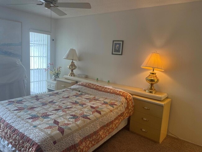 Building Photo - 4 Greenway Village N