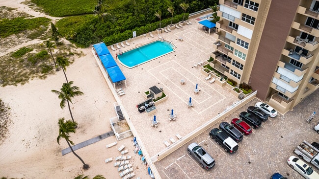 Building Photo - 2000 S Ocean Blvd