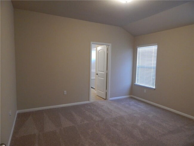 Building Photo - 13701 Bauhaus Bnd