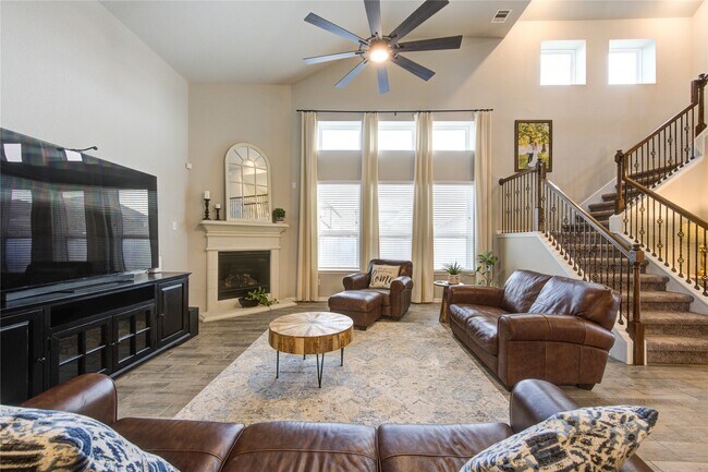 Building Photo - 5439 Rustic Ruby Dr