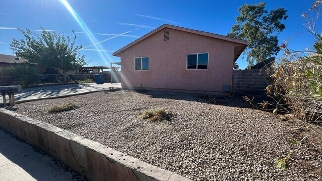 Building Photo - 4966 Andover Dr