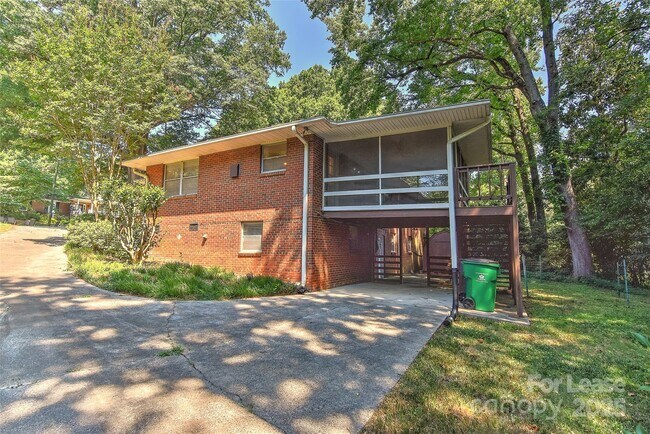 Building Photo - 1215 Sewickley Dr