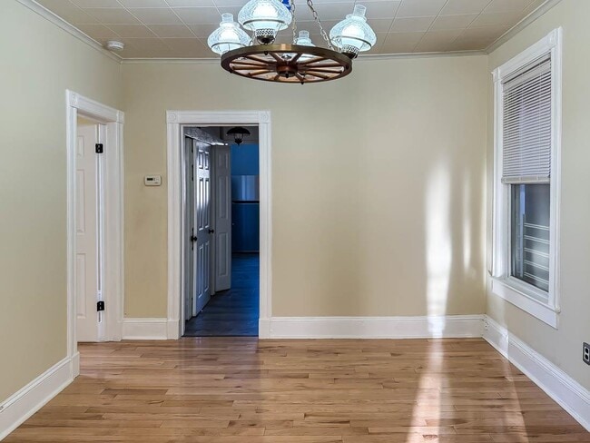 Building Photo - 90 Carlton Ave