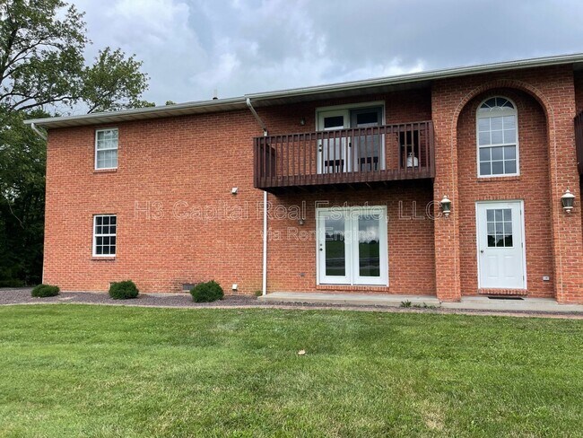 Building Photo - 130 Brookview Dr