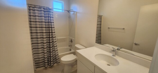 Building Photo - 2 Bedroom 2.5 Bathroom home at the Mill on...