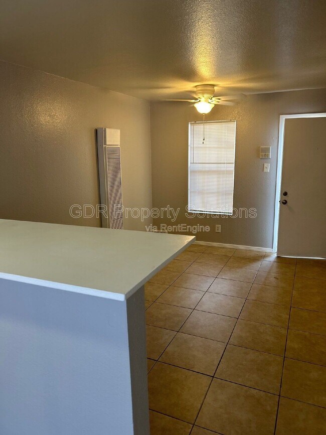 Building Photo - 401 14th St NW