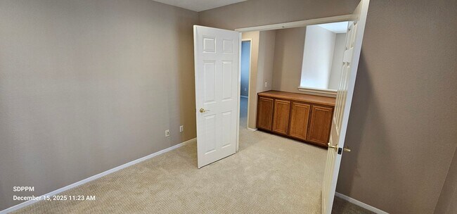 Building Photo - 4S RANCH / SAN DIEGO - Nice 3 Bedroom / 2.5 Bath House  AVAILABLE NOW!!