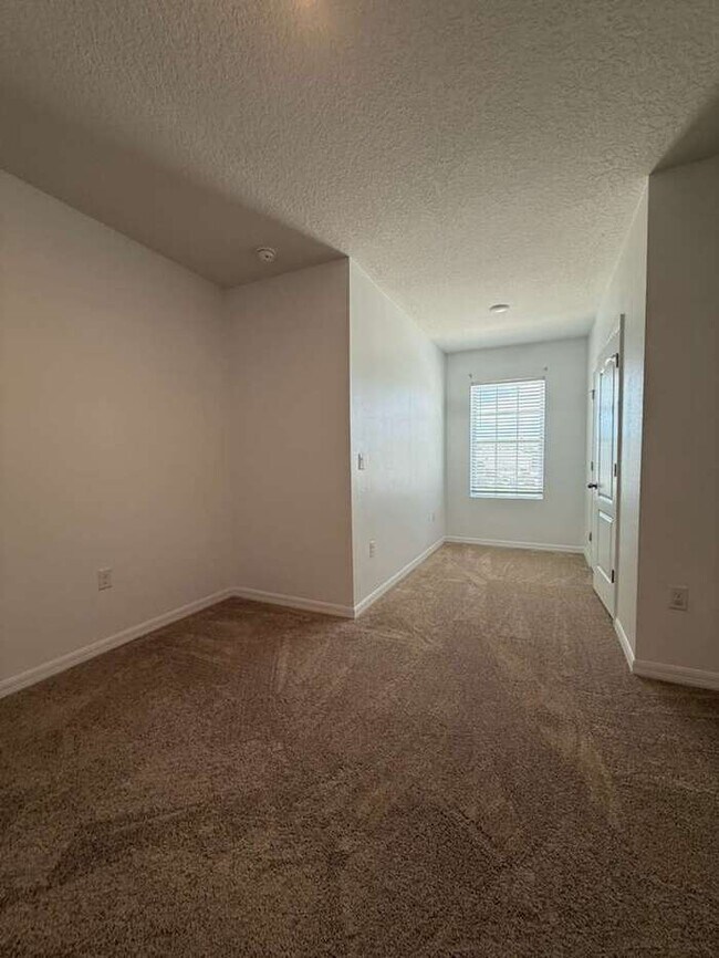 Building Photo - 170 Feltrim Reserve Blvd