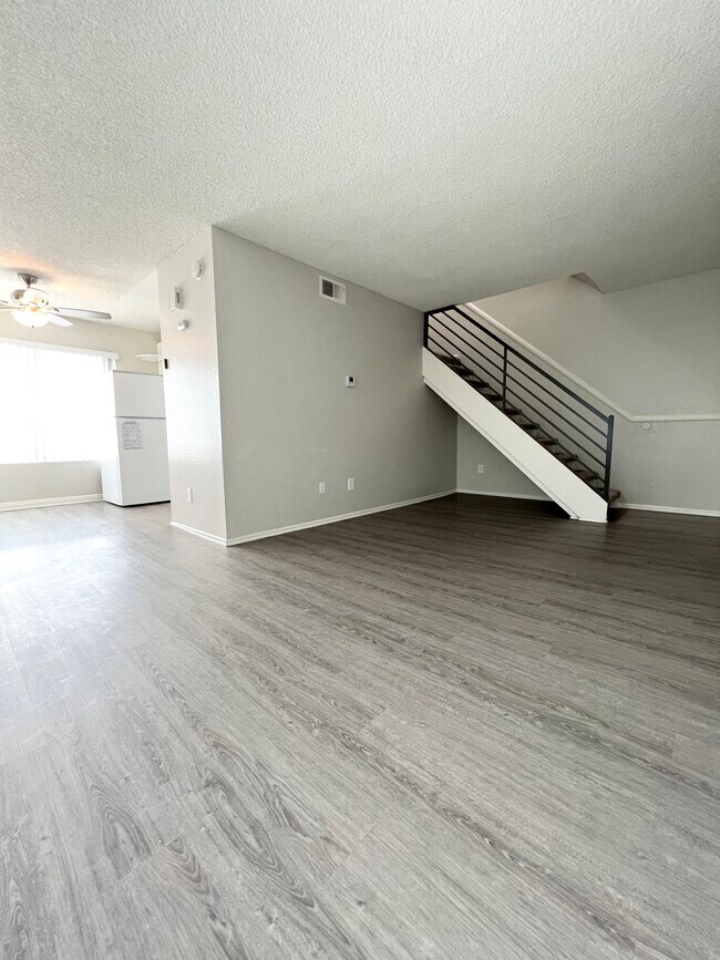 Stonewood Apartments 410 W Imperial Hwy Brea CA 92821 Apartment Finder