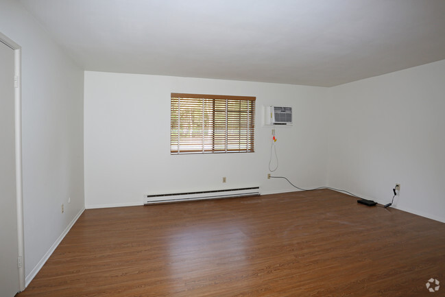 Living Room - Hawley Hill - Eastwood