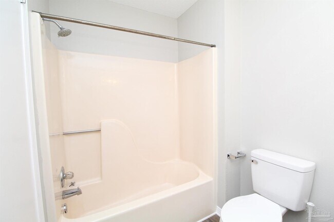 Building Photo - 7649 Old Hickory Dr