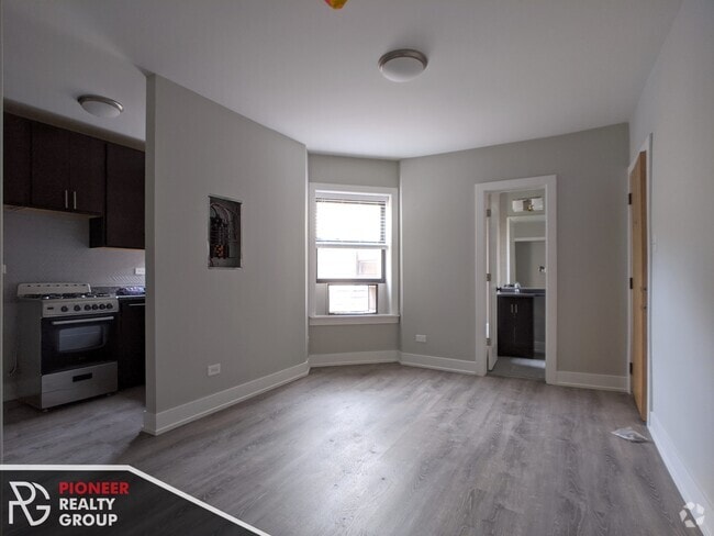 Building Photo - 437 W Belden Ave