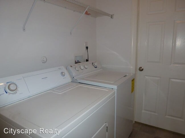 Building Photo - 1 br, 1 bath House - 4646 Old Fredericksbu...