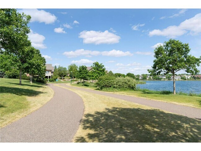 Building Photo - 15590 Duck Trail Ln