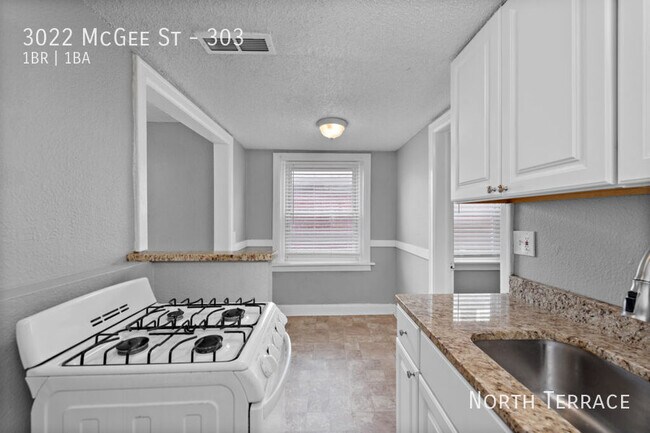 Building Photo - 3022 McGee St