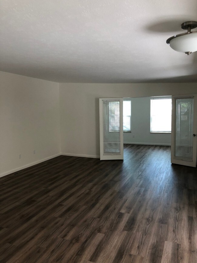 Building Photo - 2BR+Office, 2BA home on the park in Niwot