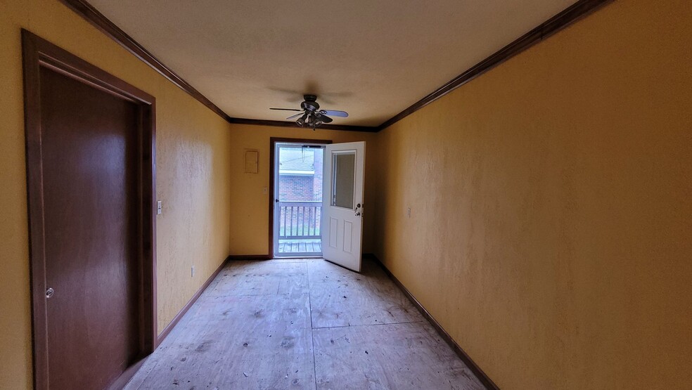 Building Photo - 223 S Gunther St