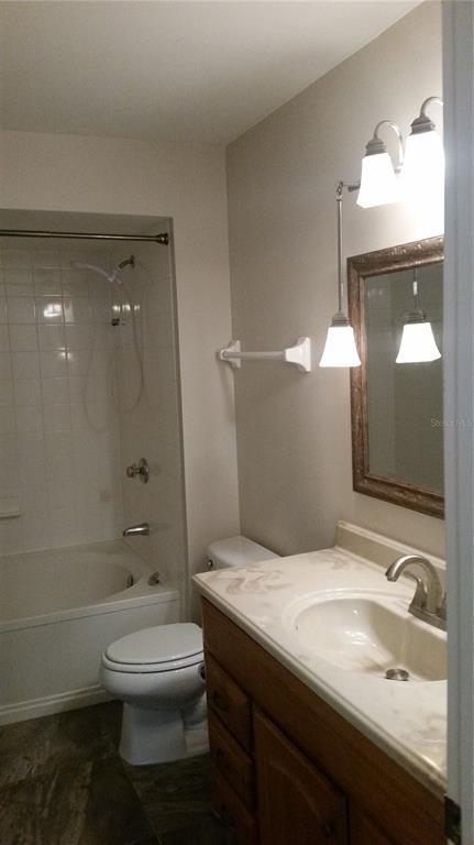 Building Photo - 486 N Pin Oak Pl