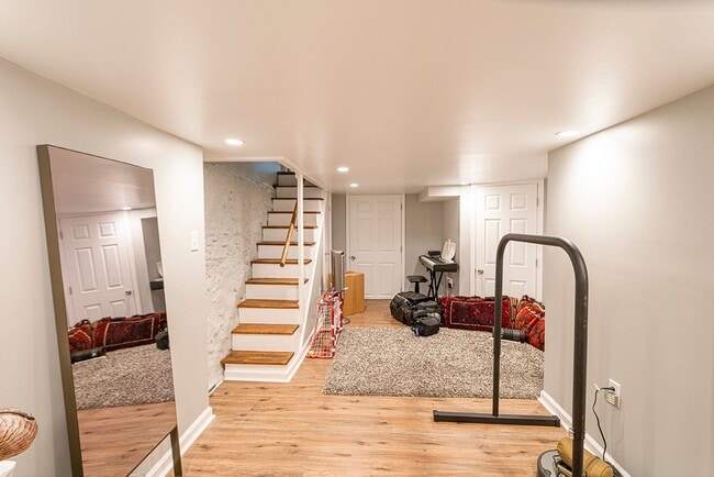 Building Photo - Fitler Square Three Bed Home