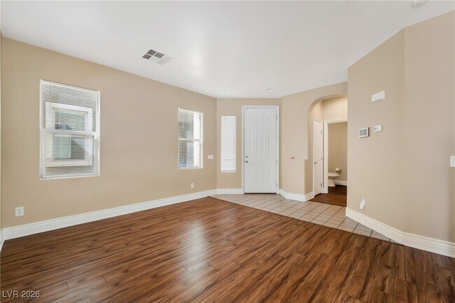 Building Photo - 131 Water Hazard Ln