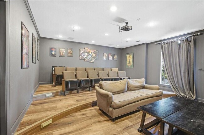 Building Photo - 3777 Peachtree Rd NE