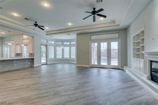 Building Photo - 1704 Cypress Manor Dr