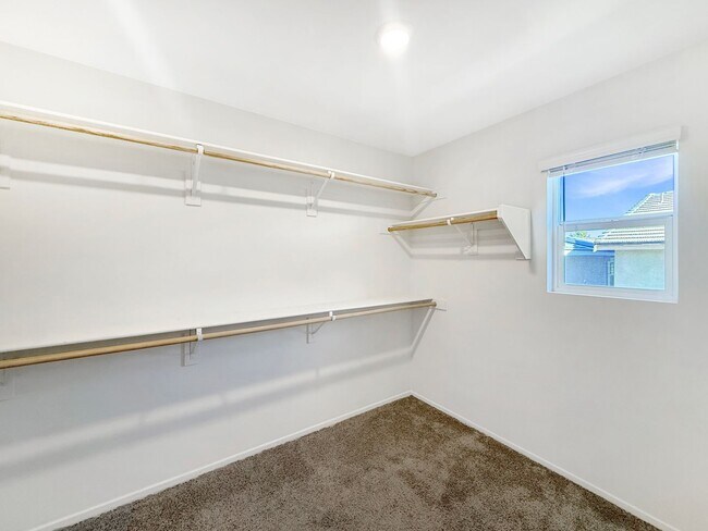 Building Photo - Stunning 3B/2.5BA Home in Murrieta for Rent!