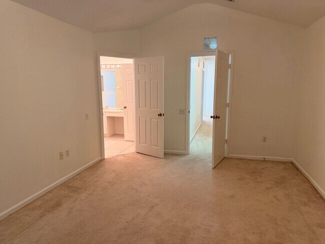 Building Photo - 2632 Galliano Cir
