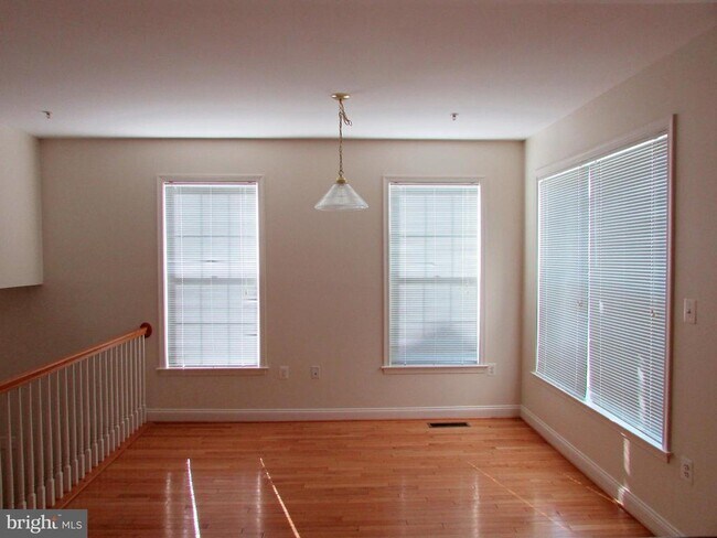 Building Photo - 4314 Vintage Ivy Ln